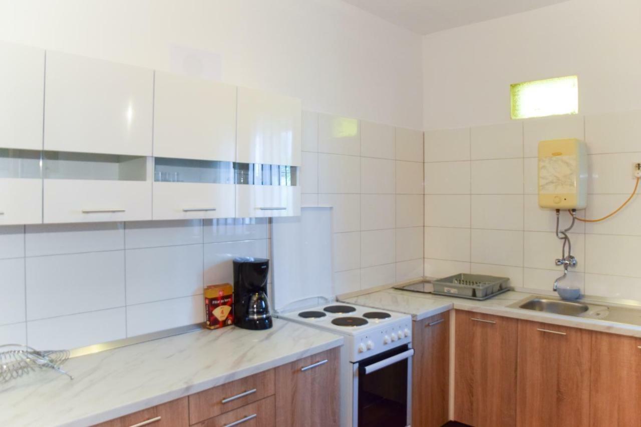 Apartments Margareta & Ena Malinska Buitenkant foto
